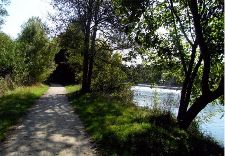 Camping Du Plan D'Eau **** Hotel Saint-Yrieix-sur-Charente Kültér fotó