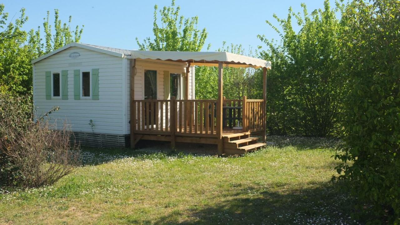 Camping Du Plan D'Eau **** Hotel Saint-Yrieix-sur-Charente Kültér fotó